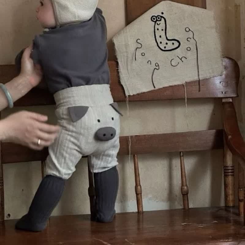 Baby Pig Face Gray Leggings - image 5