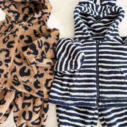 Toddler Fleece Bear Ear Hooded and Pants 2-piece Set - image 5