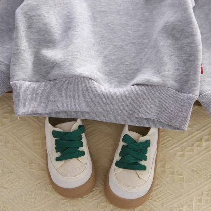 Toddler Girl Lace Trim Flower Sweatshirt and Pants Set - image 9