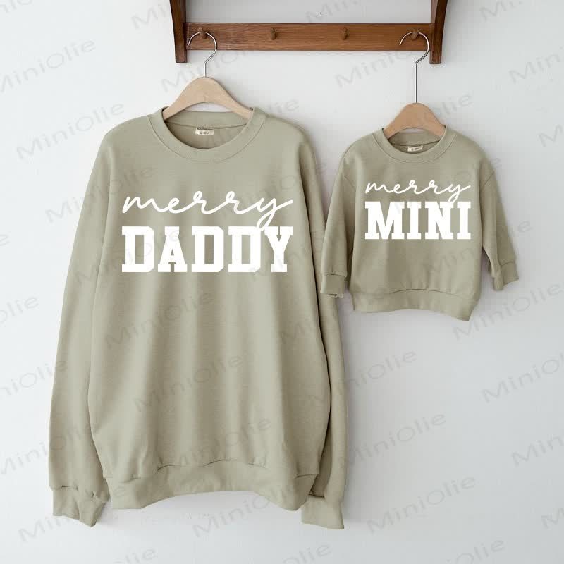 MERRY DADDY/MAMA/MINI Family Sweatshirt  - Grey Green: DADDY/MINI - XL - image 1