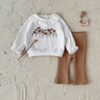 Baby Girl Embroidered Flower Knit 2-piece Set - image 8
