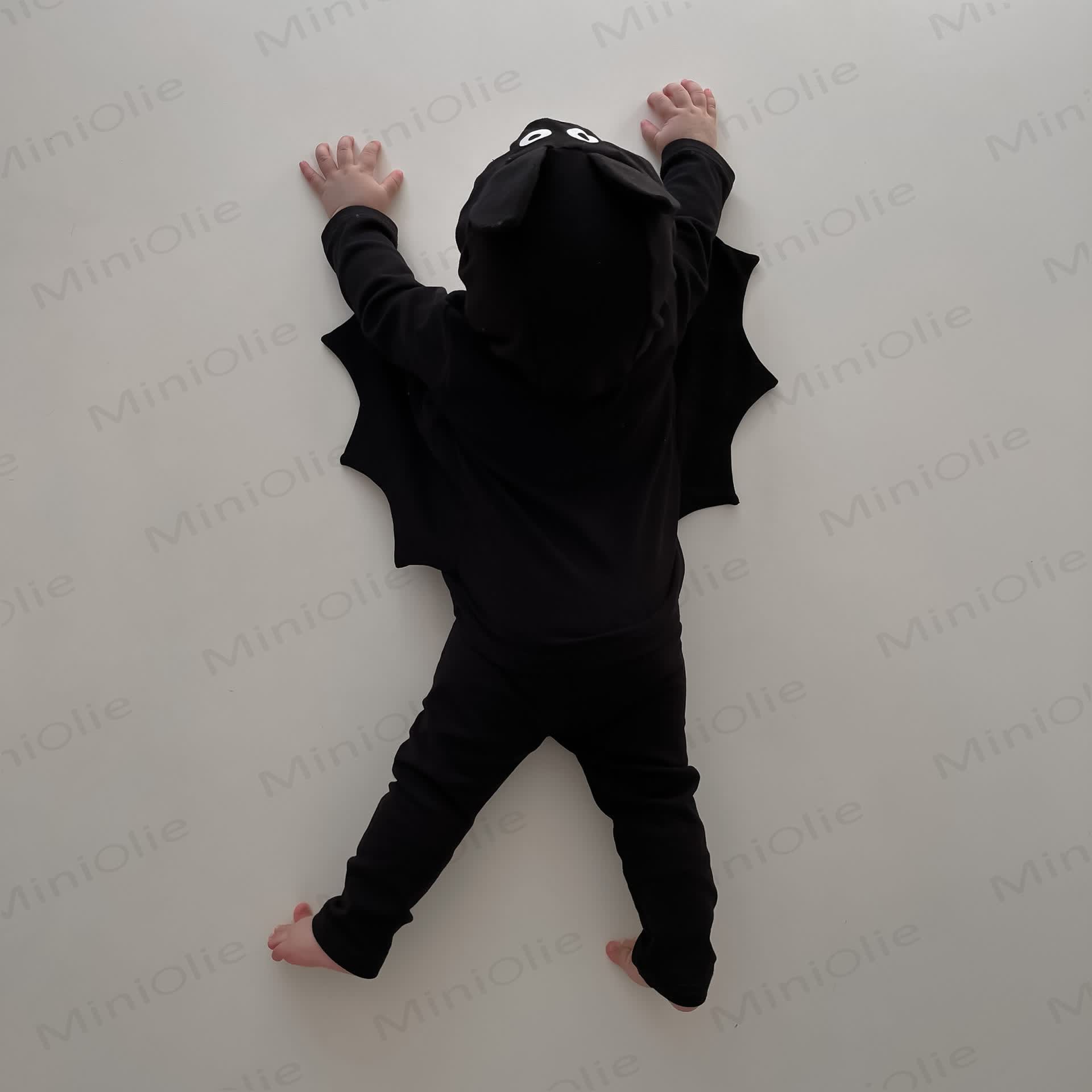 Baby Bat Cosplay 3 Pieces Set with Hat - image 4