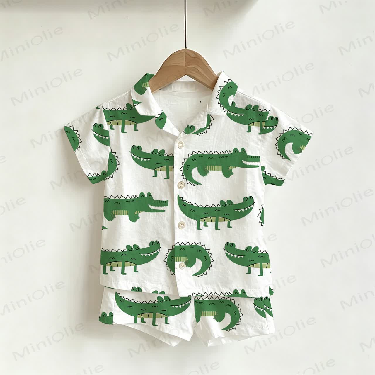 Toddler Boys Crocodile Print Shirt and Shorts 2-piece Set - White - 4-5T - image 1