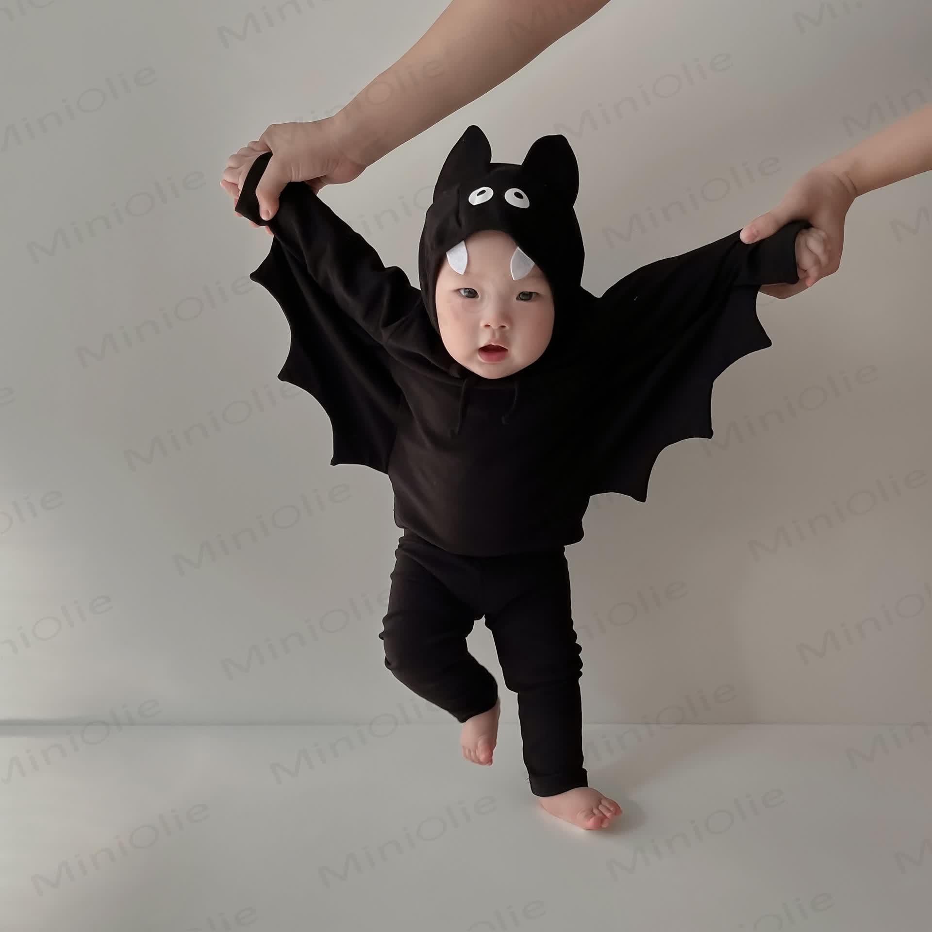 Baby Bat Cosplay 3 Pieces Set with Hat - image 2