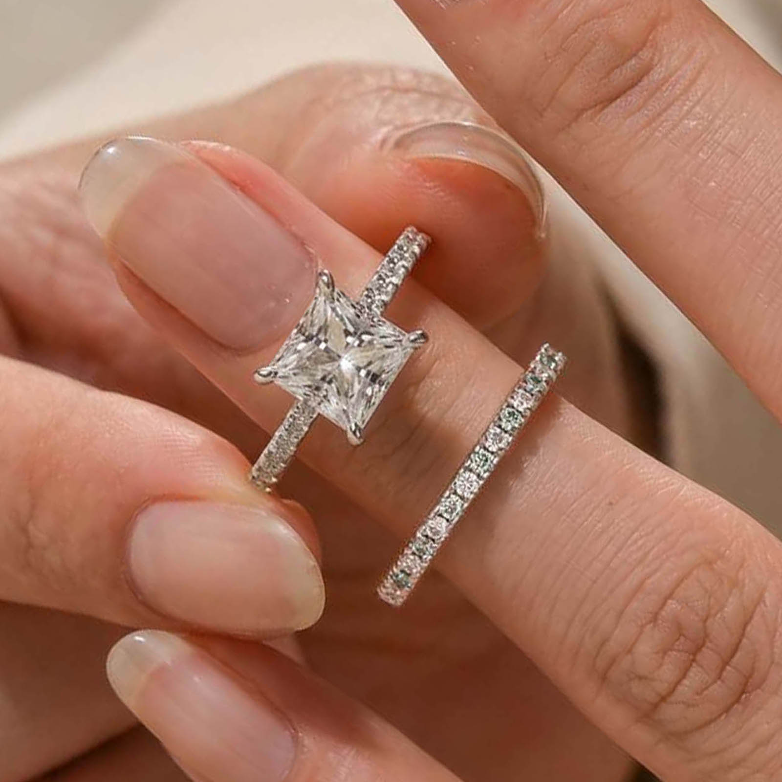 S925 Moissanite 2Ct Princess Cut Engagement Ring Set 2PC  display picture 1
