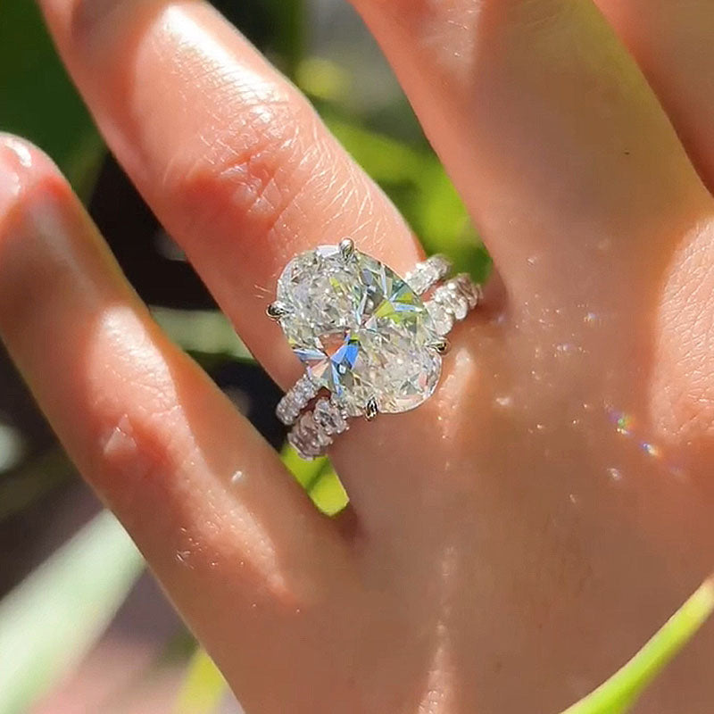 Maxine Luxury Oval Cut Simulated Diamond Ring Set-Maxinejewelry