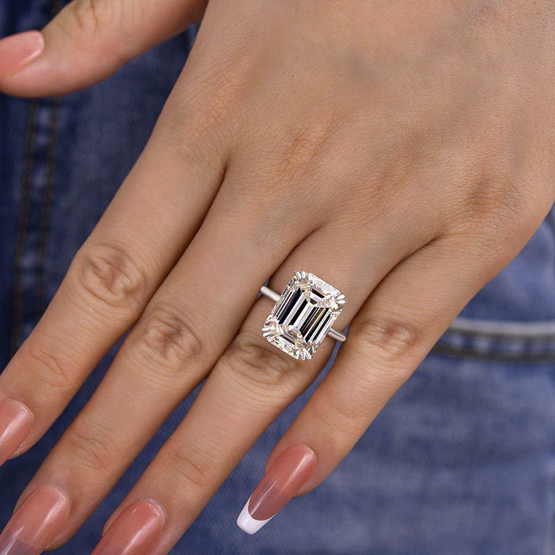 Gorgeous Emerald Cut shops Ring. S6