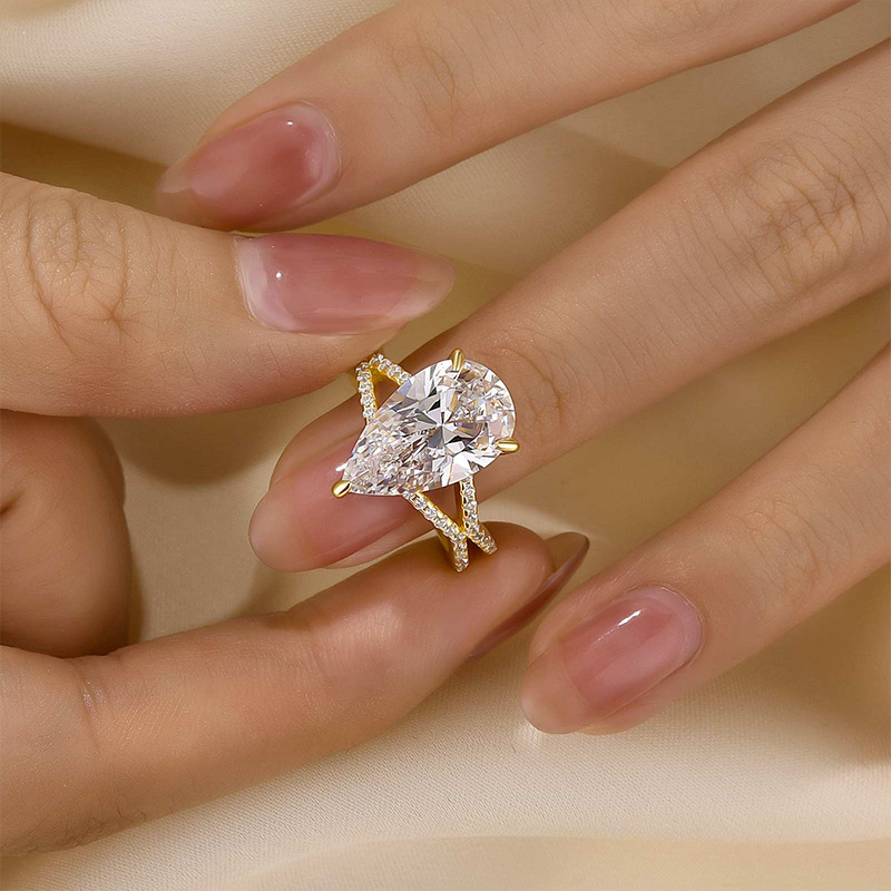 Pear Cut Engagement Ring in S925 Sterling Silver | Maxinejewelry