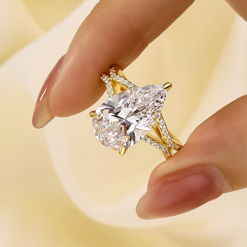 Pear Cut Engagement Ring in S925 Sterling Silver | Maxinejewelry