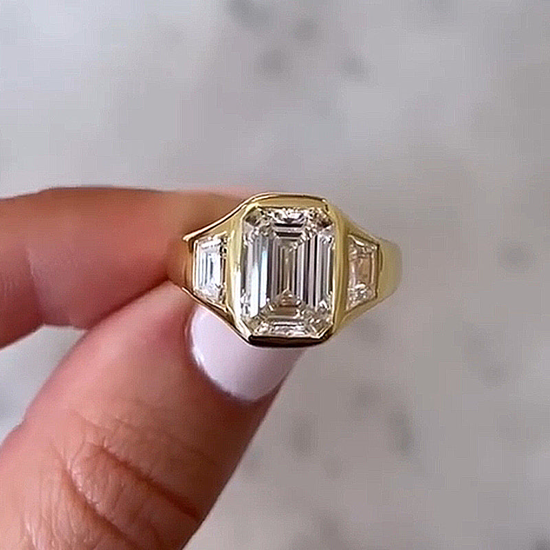 Emerald cut deals bezel set ring