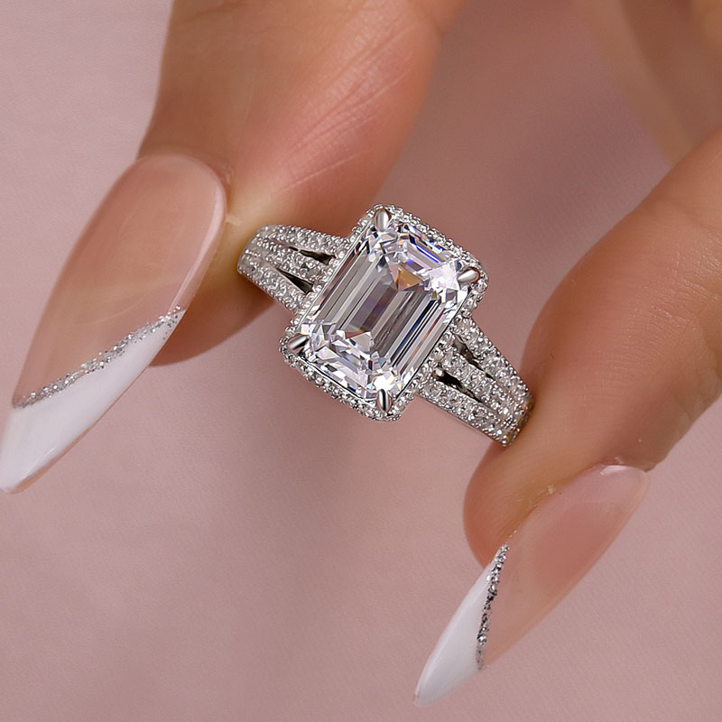 Emerald Cut Engagement Ring Maxine – Maxinejewelry