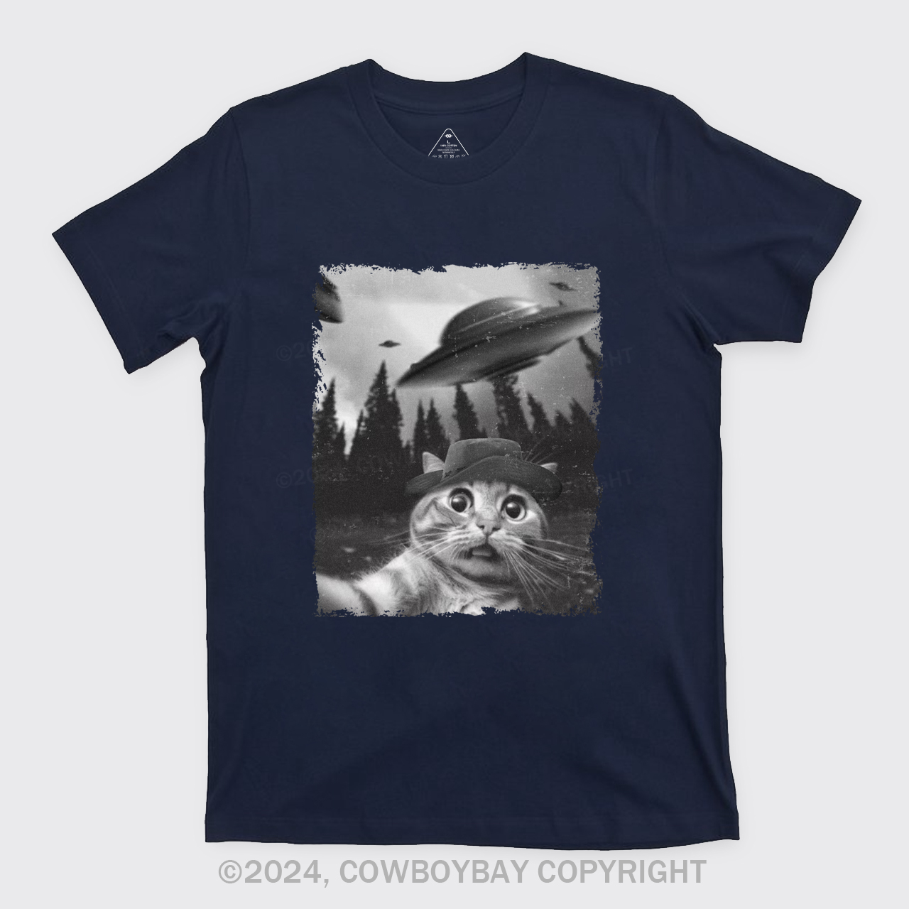 Funny Cat Selfie With UFOs T-Shirts