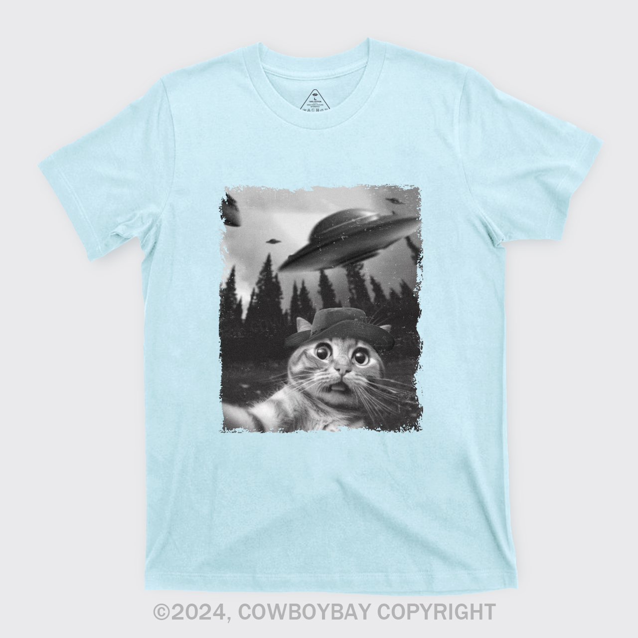 Funny Cat Selfie With UFOs T-Shirts