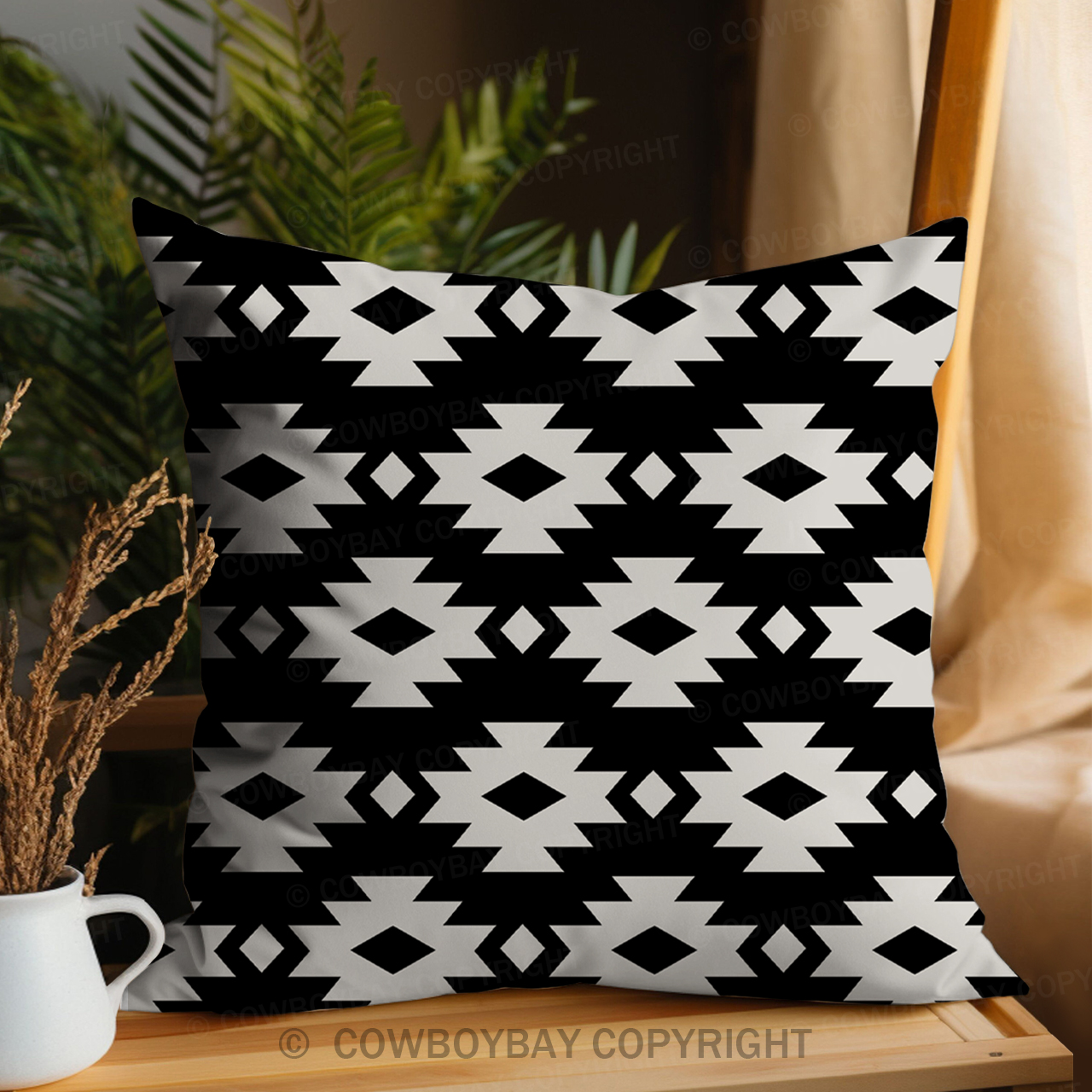 Aztec Pattern Design Pillow Cover_3