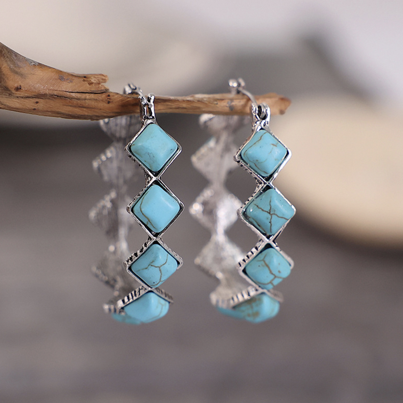Western Diamond Turquoise U-shaped Earrings