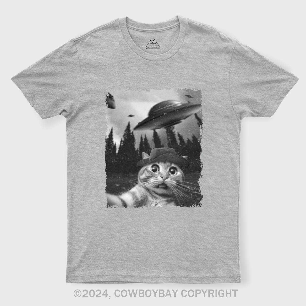 Funny Cat Selfie With UFOs T-Shirts