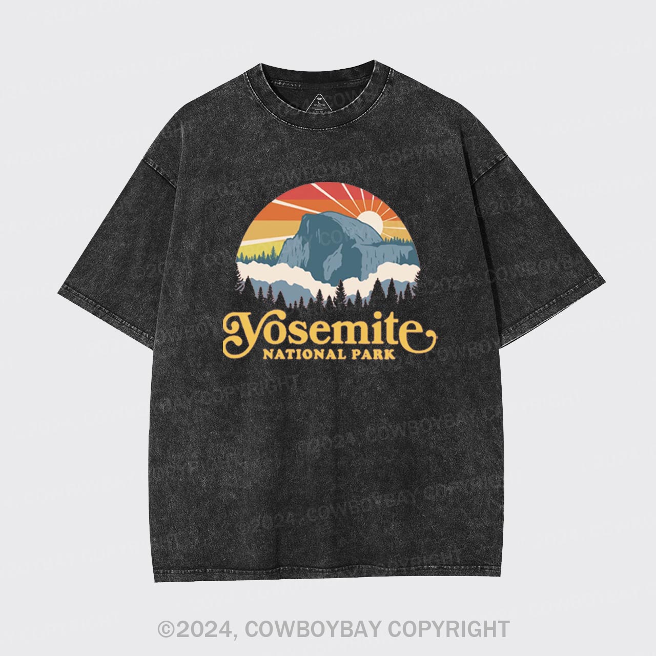 Yosemite Mountain Hiking Garment-dye Tees