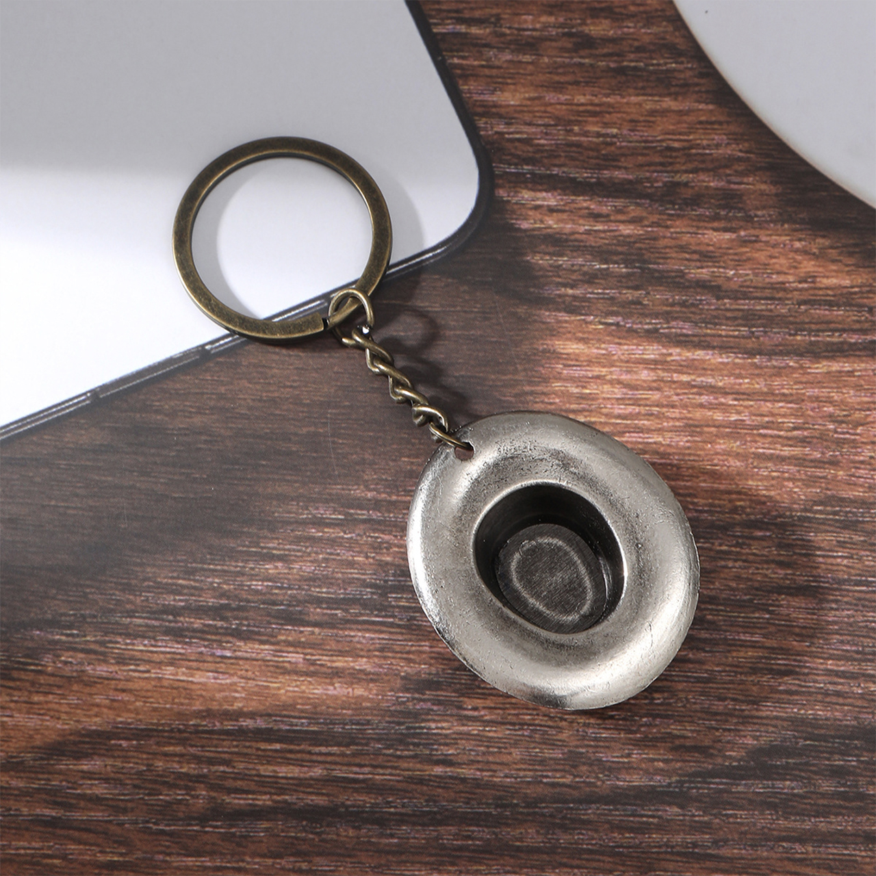 Retro Western Cowboy Hat Pendant Car Pendant Keychain