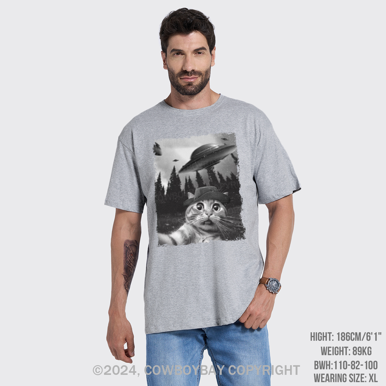 Funny Cat Selfie With UFOs T-Shirts