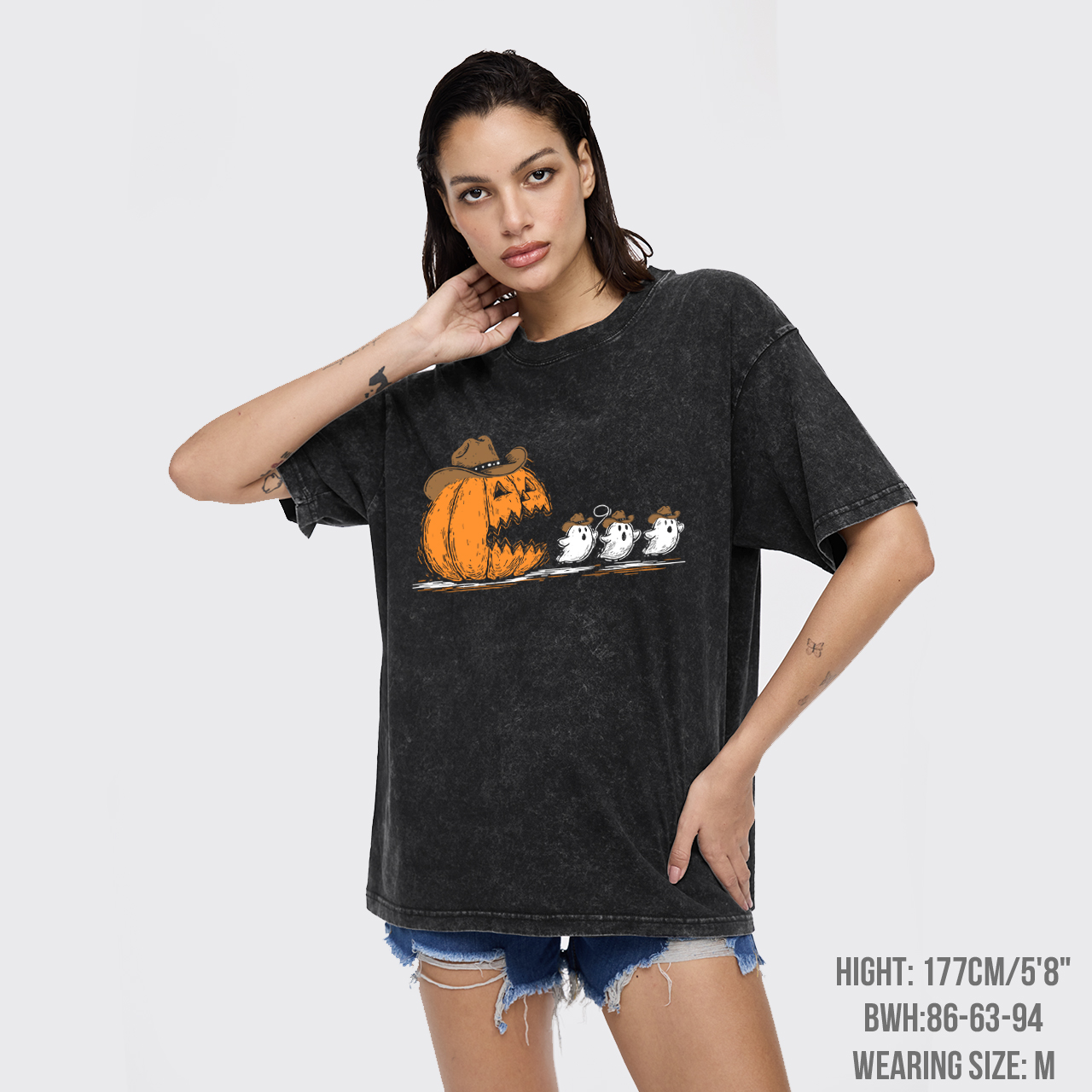Spooky Halloween Pumpkin Chasing Ghost Garment-dye Tees