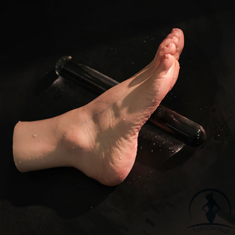 S7 NOT YE! 0.7KG Fußfetisch puffy pussy