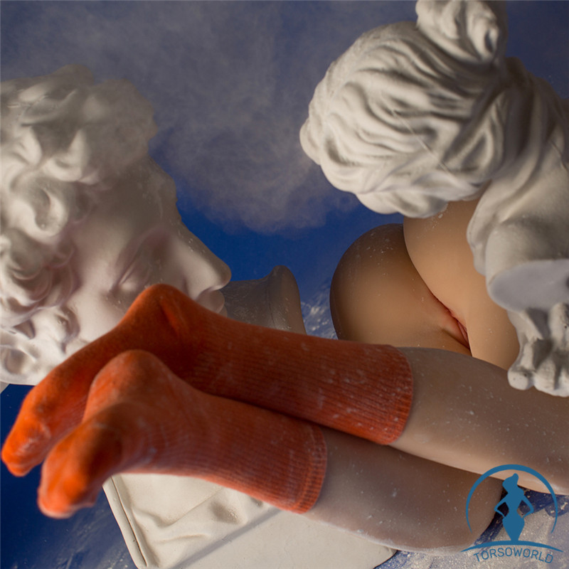 83Y 68cm 18.8KG Bein Torso Best Real Love Doll aus TPE Analsexspielzeug CLM