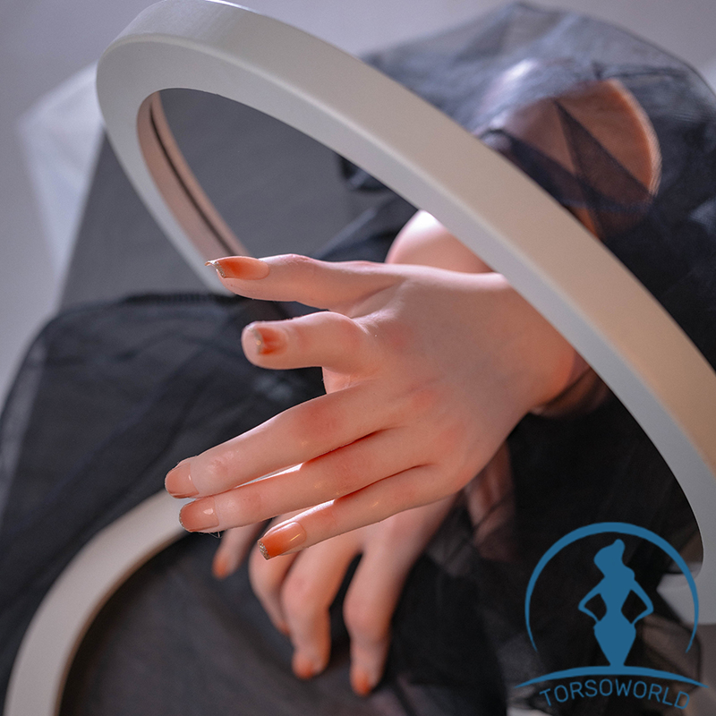 SHE DOLL 0.73kg (einzel) Realistisches Masturbator aus Silikon Handfetisch