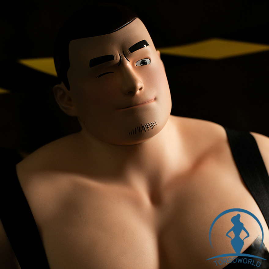 Männliche Sexpuppe im Anime-Stil