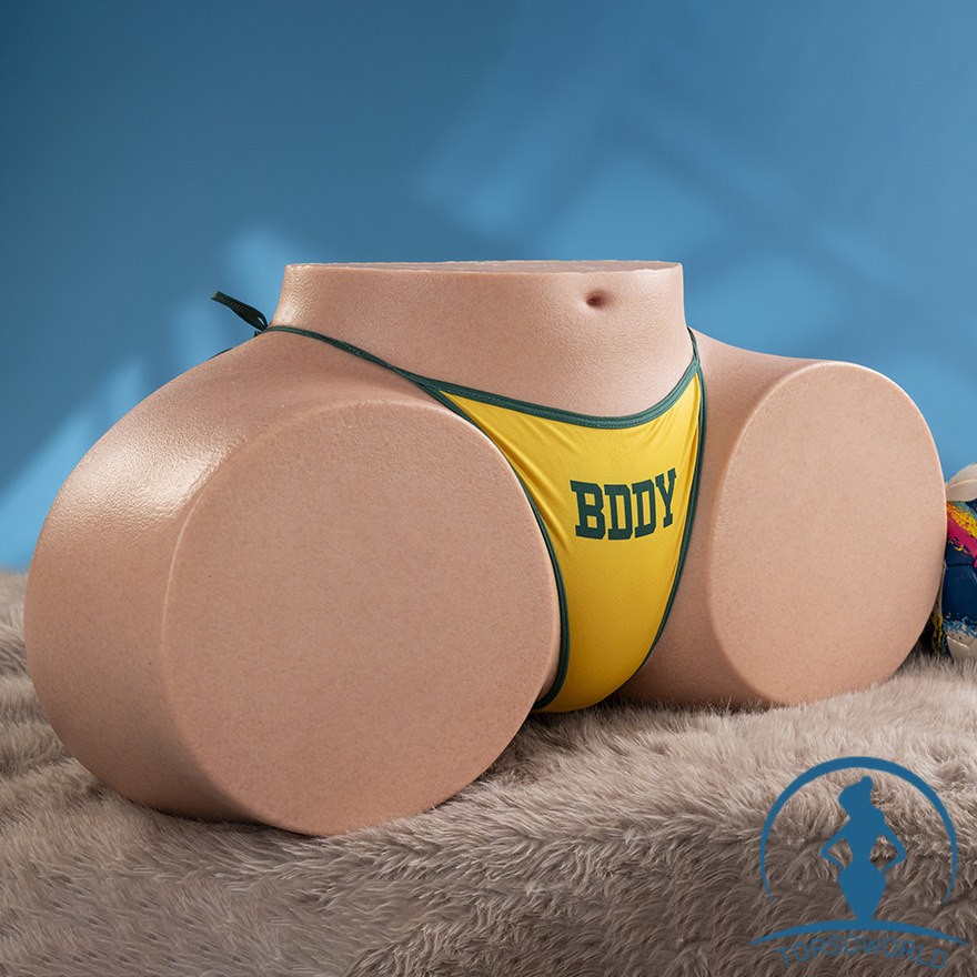 Sienna: 37 kg Silikon B8 Dicker Hintern