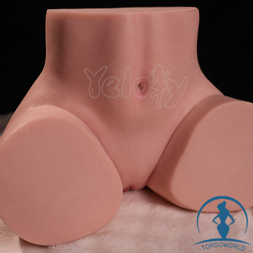 Yeloly Emma T6 – Silikon Sextorso mit weichem Gel-Po