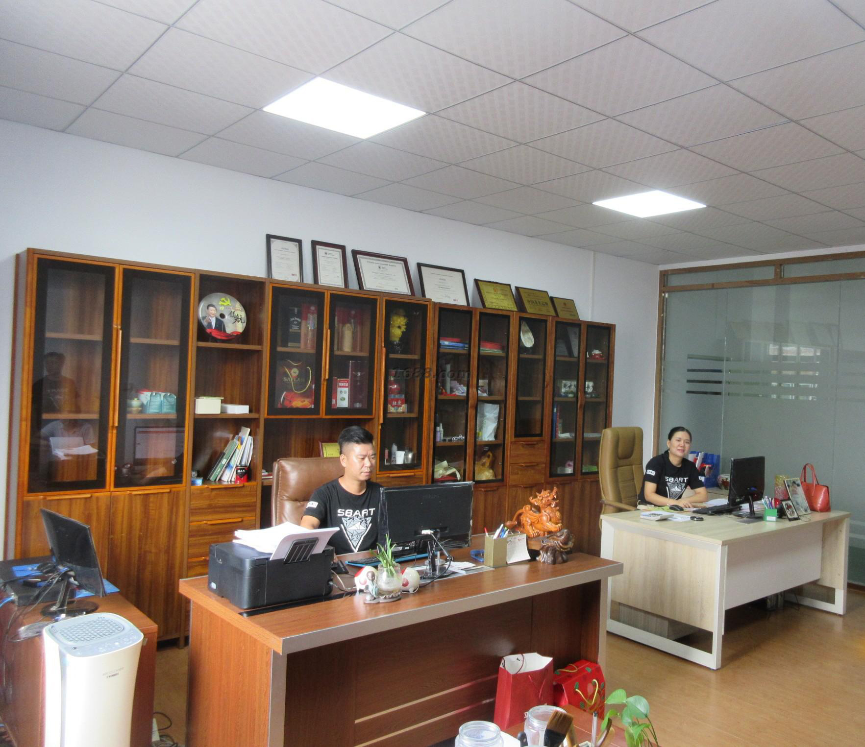 B2B sports gear customization