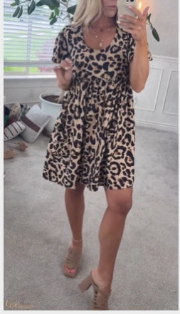 Vestido casual para mulher com estampado de leopardo e gola redonda