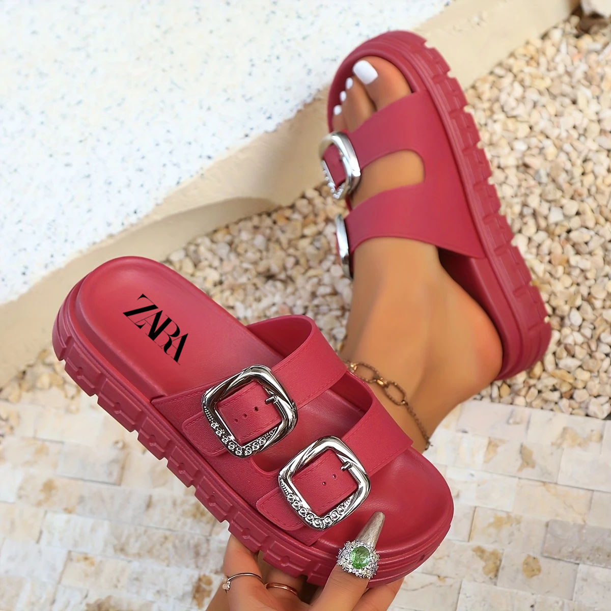 Novas sandálias femininas ZARA® 2025 em couro macio com massagem