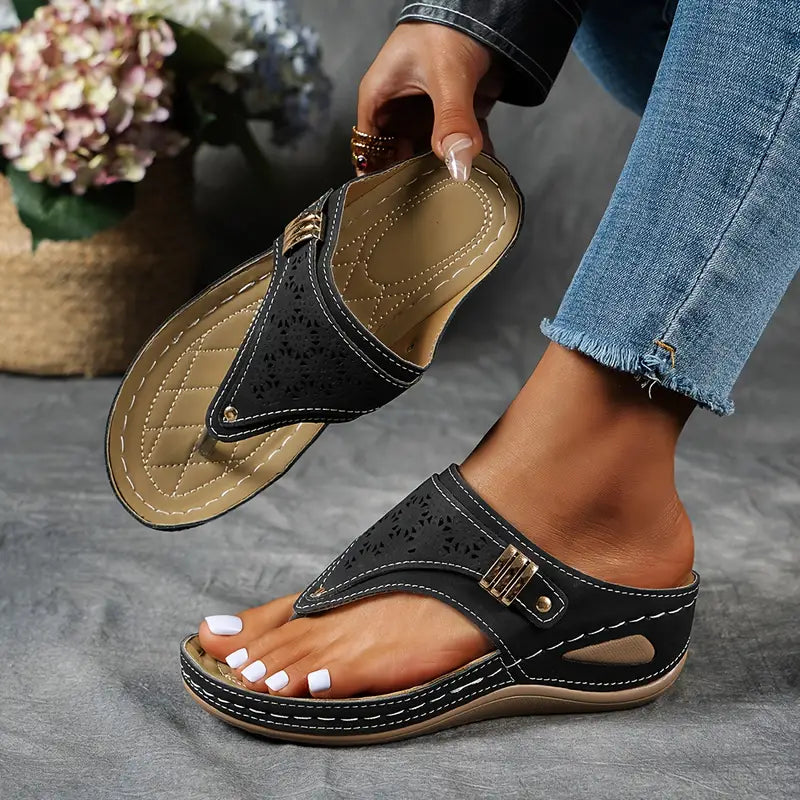 Isaline™ Stitched Sandals