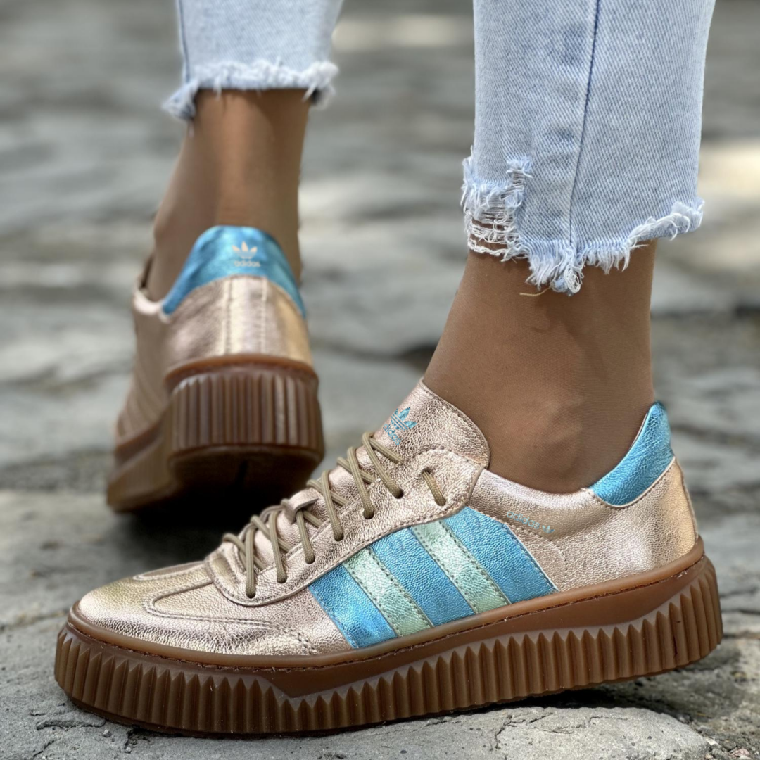 Wygodne damskie buty sportowe Adidas ze skóry naturalnej