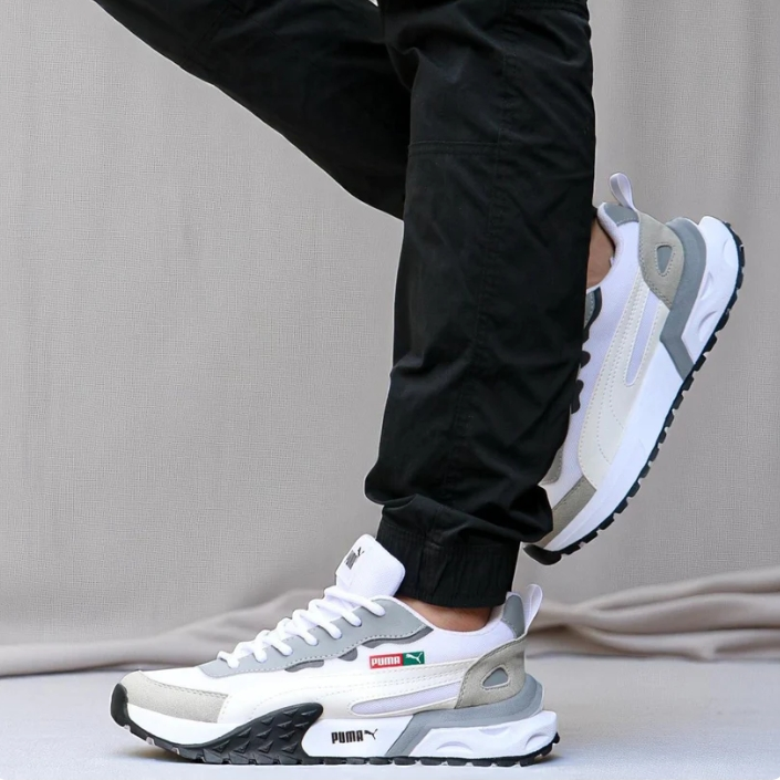Casual Fashion Summer Breathable Mesh Sports Shoes