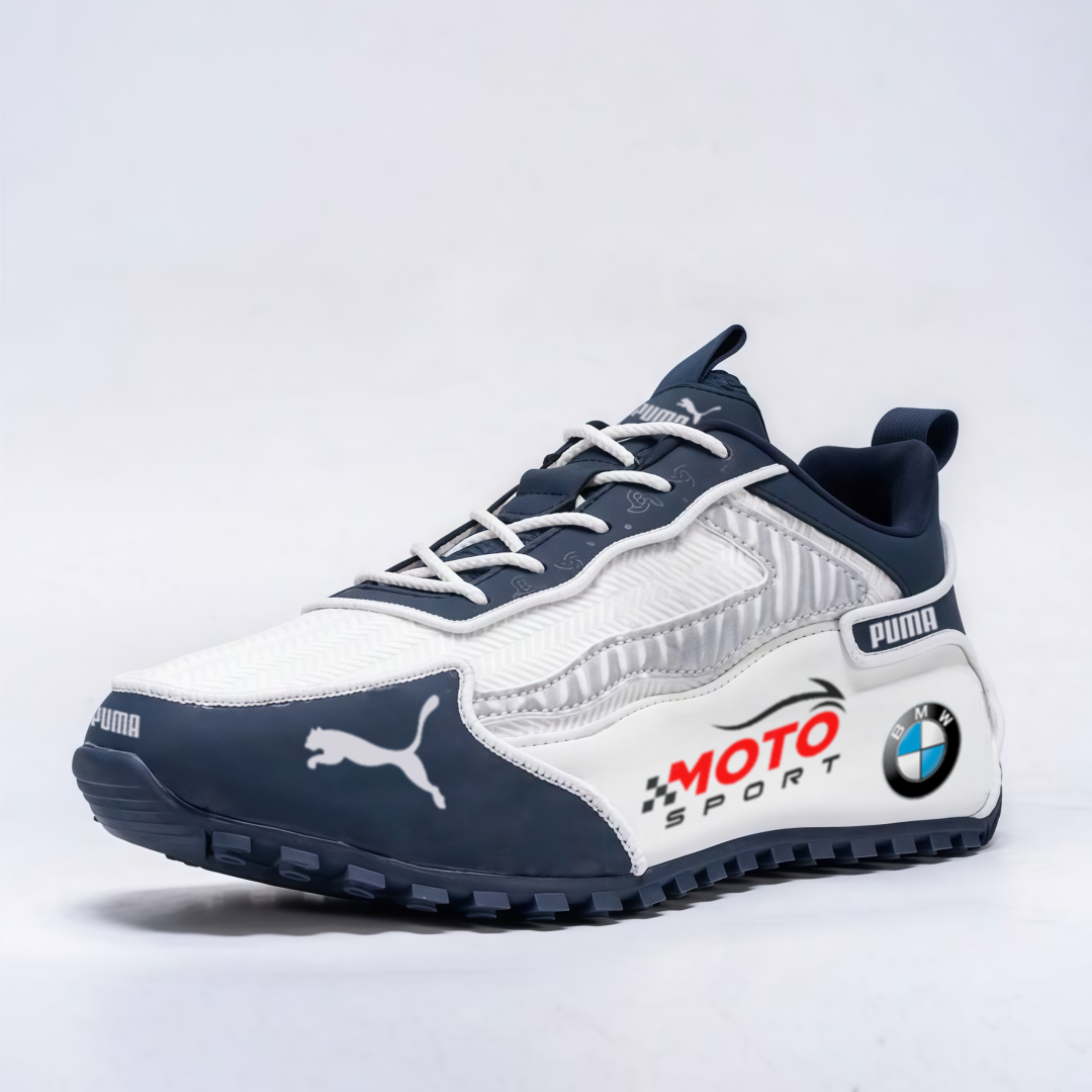 Buty sportowe Puma w stylu wyścigowym, łączące elementy Moto Sport i BMW.