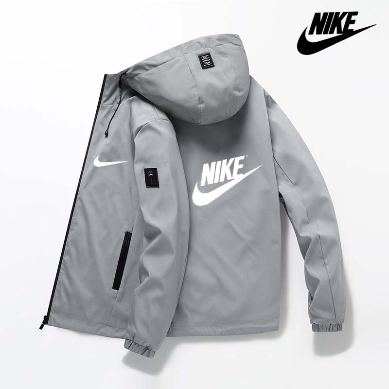 NIKE Kurtka z kapturem na jesień/zimę 2024