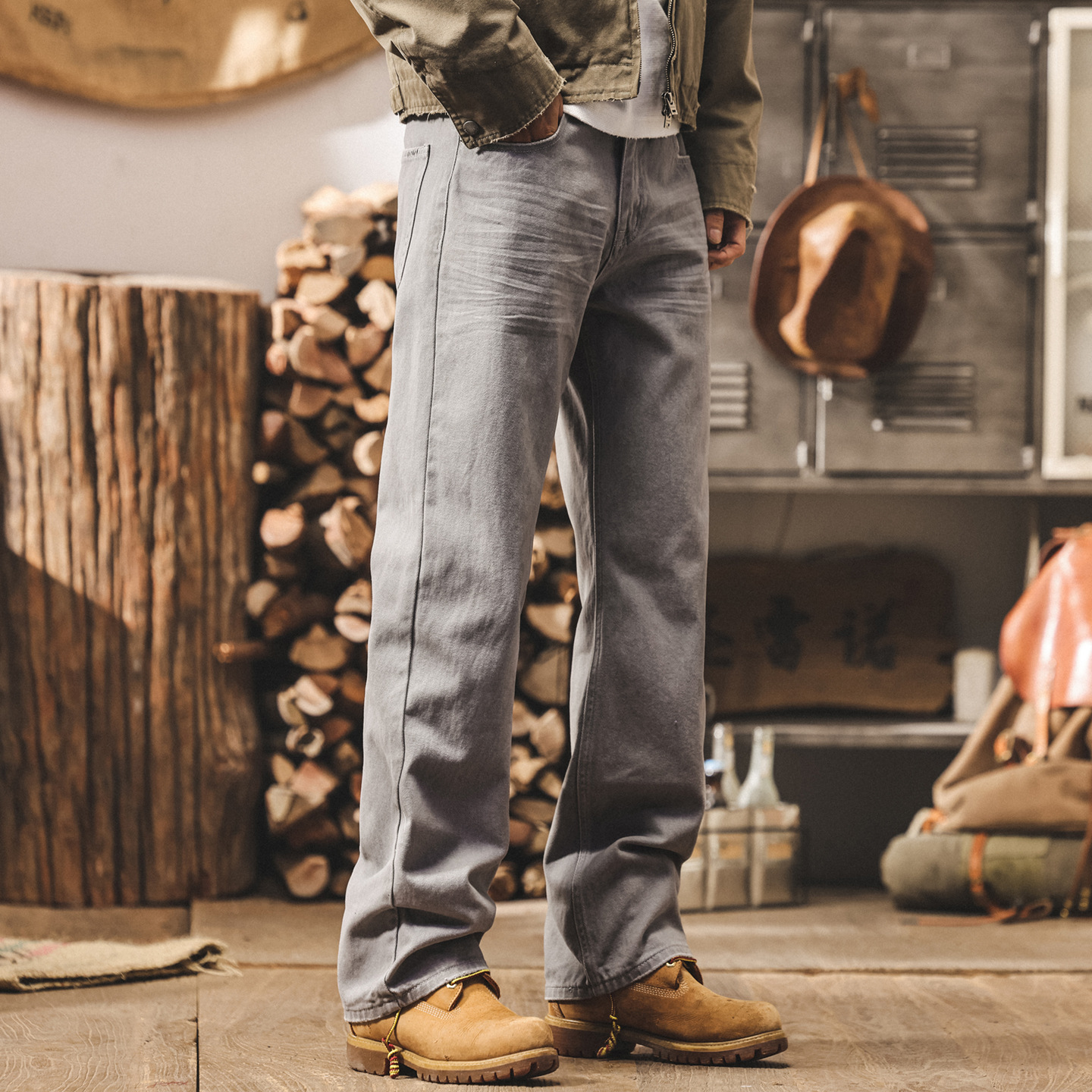 美式復古淺灰色牛仔褲男士2025秋季新款潮牌長褲子寬鬆直筒休閒褲