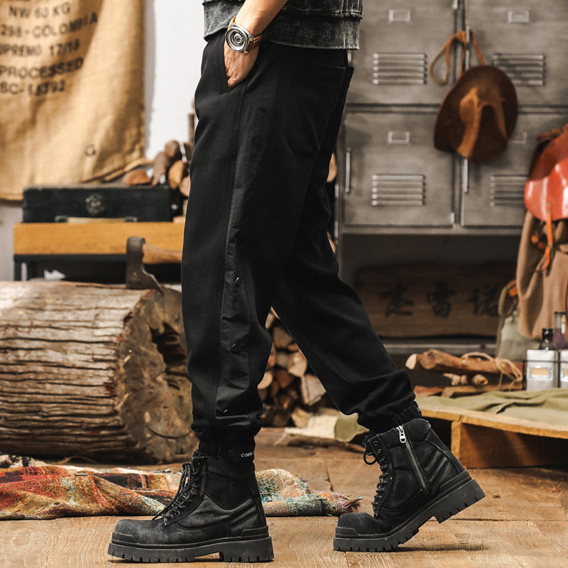 美式復古黑色工裝褲子男秋季2024新款潮牌運動排扣束腳男士休閒褲