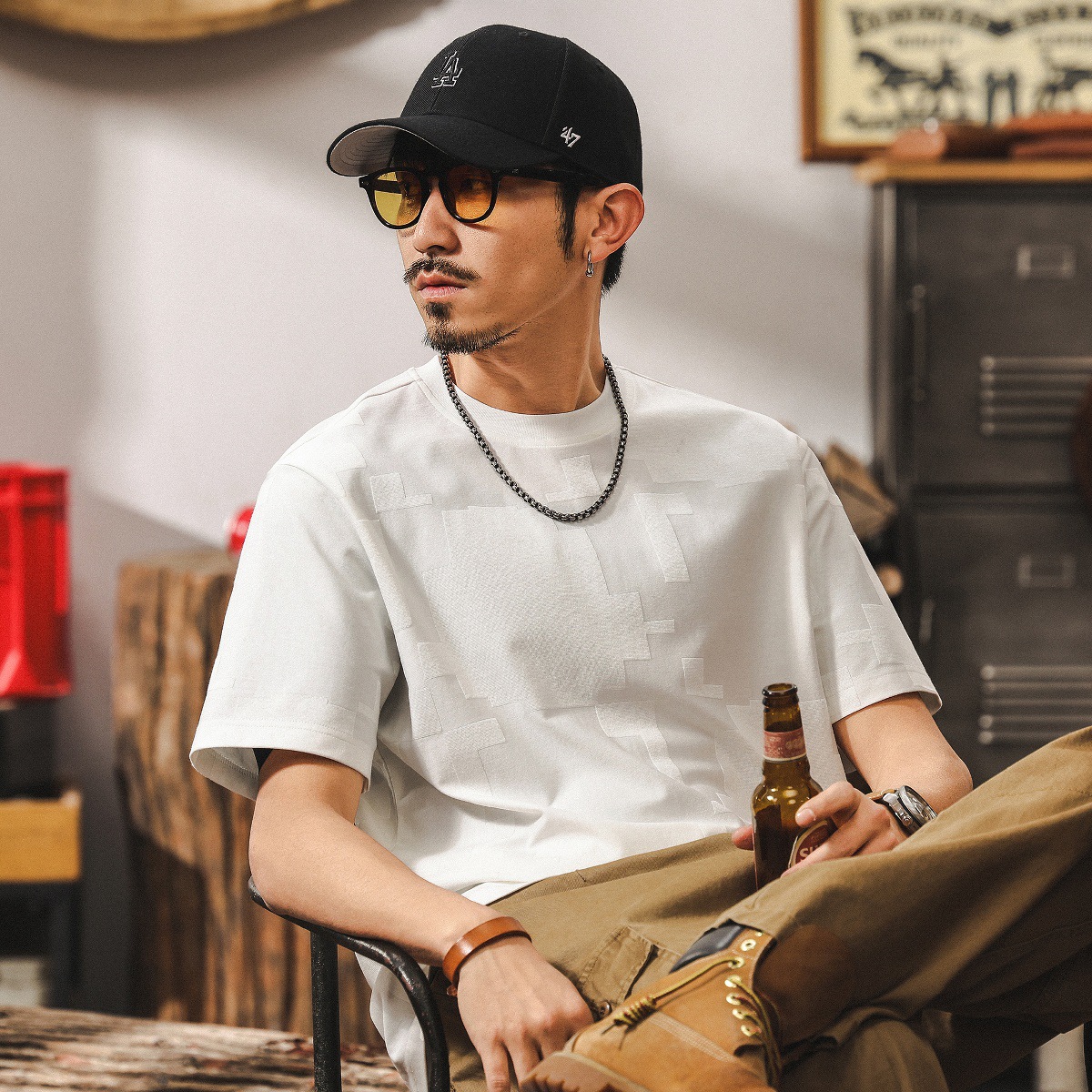 美式復古高級感提花白色T恤男夏季短袖2025新款寬鬆潮流男士上衣T