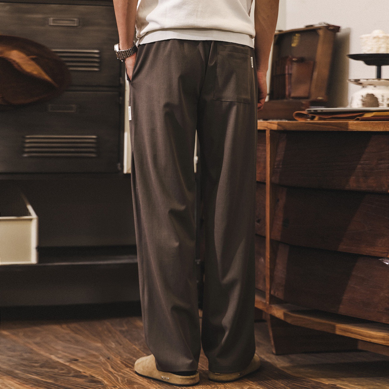 萊賽爾柔墜感休閒褲子男款2026春季新款通勤老錢風寬鬆復古直筒褲