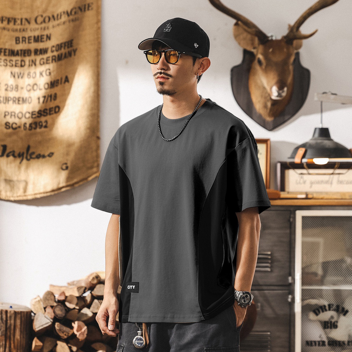 美式潮牌卡其色拼接男士短袖T恤夏季新款2025寬鬆潮牌半袖體恤男