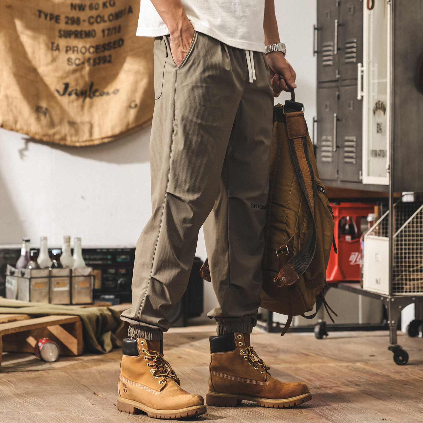 夏季薄款冰絲褲子男寬鬆2025新款運動速幹長褲男士哈倫束腳休閒褲