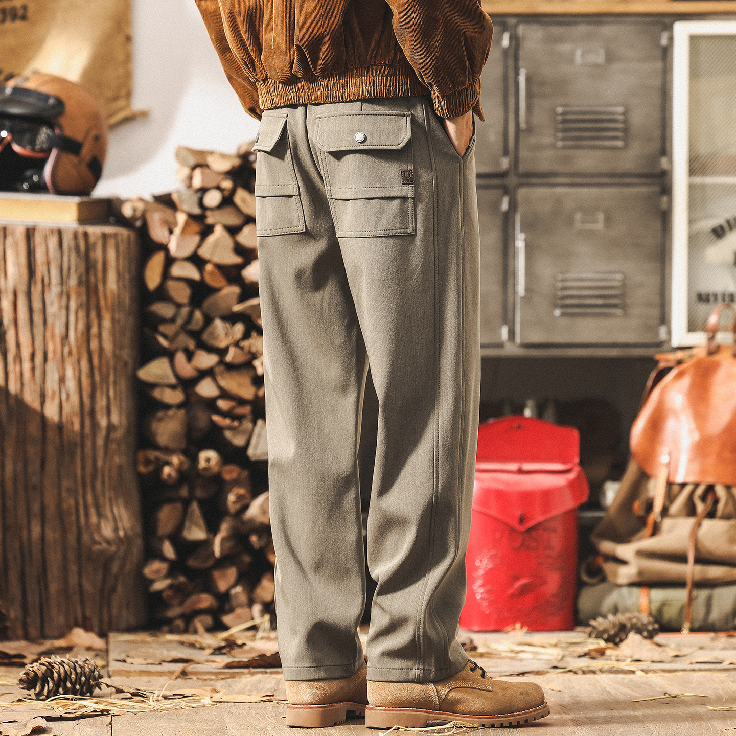 美式復古高級感抗皺卡其色工裝褲子男秋季新款寬鬆直筒男士休閒褲