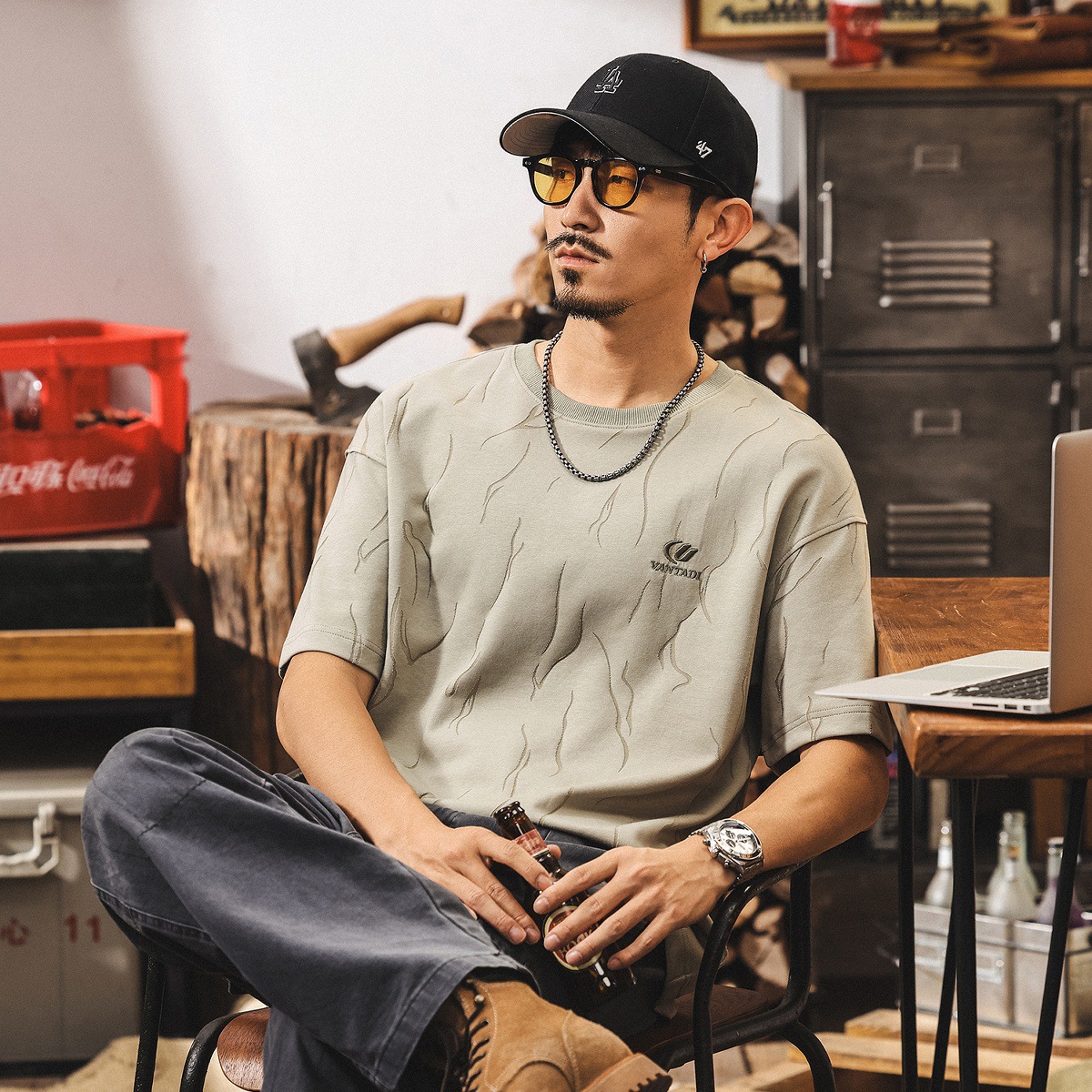 夏季新款激光燒花潮流T恤男士短袖潮牌體恤男裝寬鬆大碼休閒上衣T