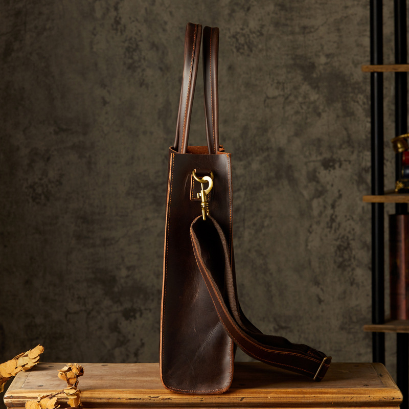 手工頭層牛皮商務通勤手提包男士單肩斜挎包復古瘋馬皮豎款公文包