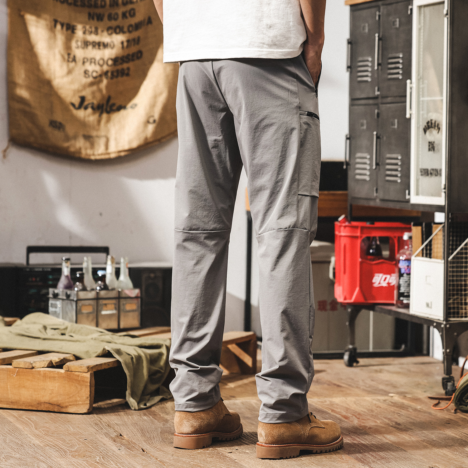 夏季戶外薄款男士休閒褲寬鬆冰絲涼感工裝褲子男潮牌直筒長褲