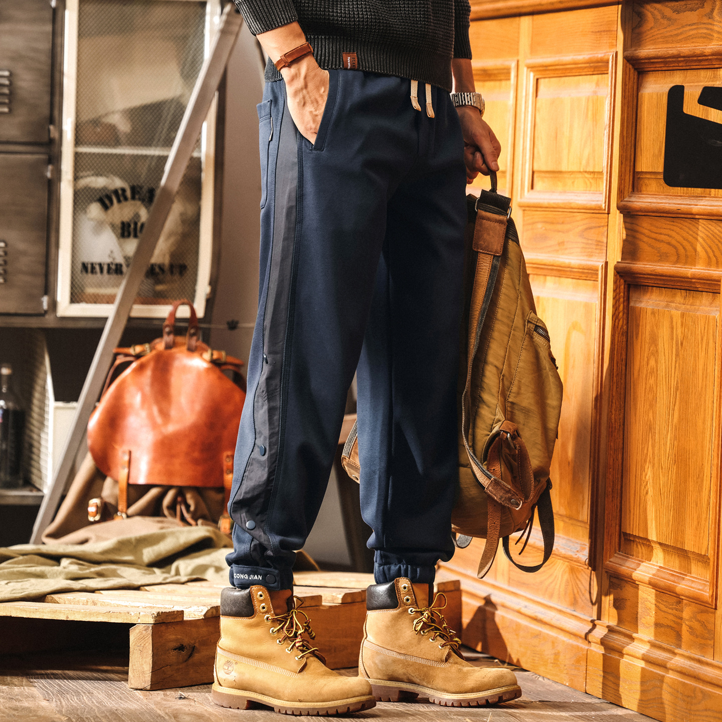 美式復古藏青色衛褲男秋季2025新款拼接設計感寬鬆束腳男士休閒褲