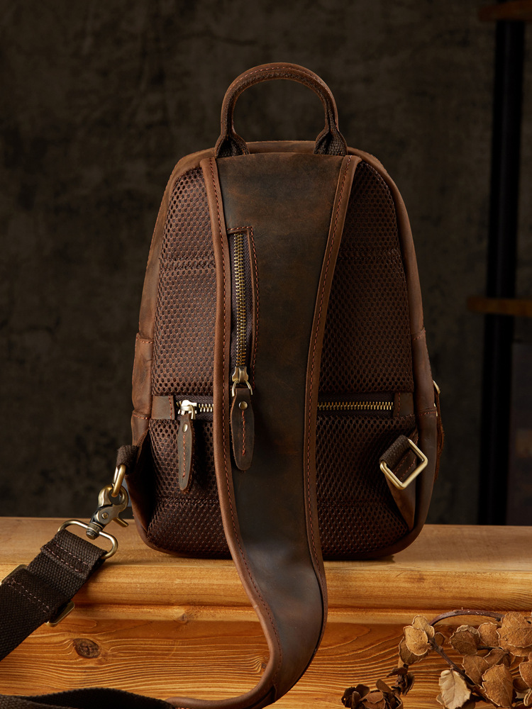 手工復古牛皮胸包男瘋馬皮單肩包斜挎包男士胸前包真皮韓版男包潮